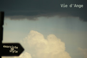 Pochette Vie d'Ange, Exorciste de style